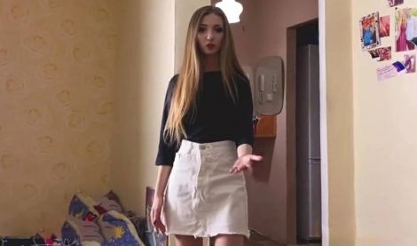 Дивишся улюблене порно і дрочиш? Краще мені встав, я тех хочу сексом зайнятись