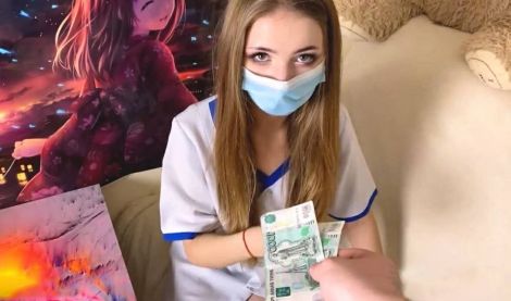 Гарну російську медсестру, пацієнт виїбав за гроші, коли та приїхала на виклик